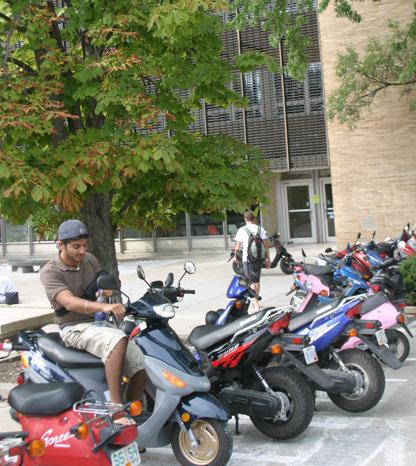 Ordinance to restrict moped accessibility met with wide backlash on campus