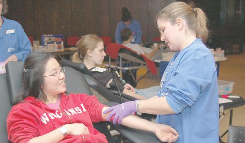 Turning a positive into a positive: UW holds convalescent plasma blood drive for hospitalized COVID-19 patients