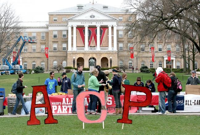 Students get free food at 'Breakfast with Bucky' on Bascom Hill as a sign of appreciation for actually getting out of bed to go to class Monday morning. The event was part of the annual, week-long All-Campus Party sponsored by WASB.