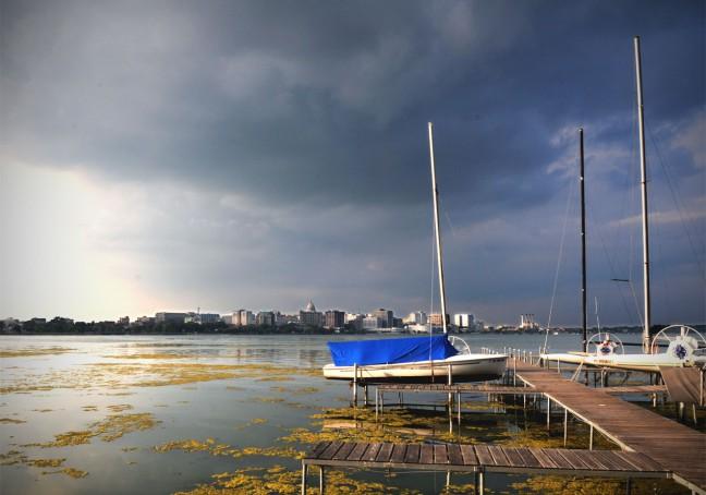 Rescue team investigates possible Lake Mendota drowning