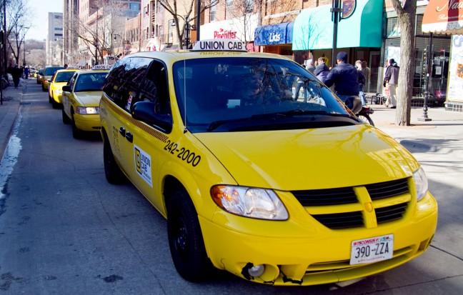 Resnick challenges mayor on Lyft/Uber ride-sharing regulation