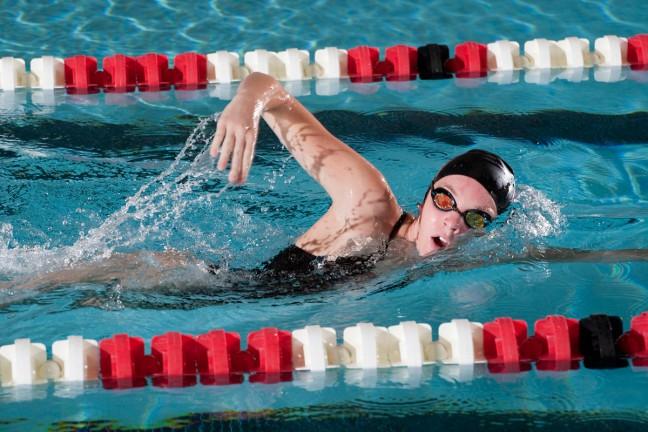 Women’s swimming & diving: Beata Nelson wins three individual titles at NCAA Championships, breaks all-time 100-yard backstroke record