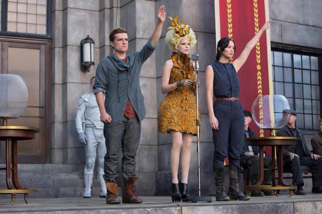 Despite flaws, Catching Fire is shocking, intriguing entertainment