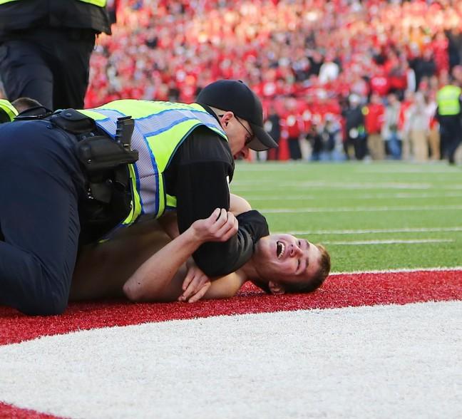 Badger game’s streaker says he regrets his decision