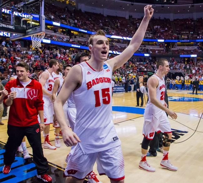 Wisconsin turns in Elite performance, routs Baylor
