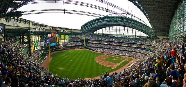 Wisconsin basketball to be honored at Miller Park