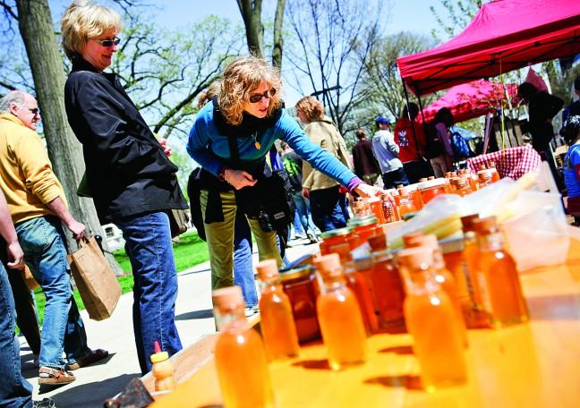 Madison looks to continue accessibility to farmers markets for low-income consumers