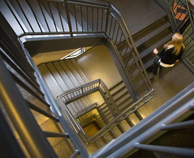 UW marketing class uses trivia to motivate students to use stairs