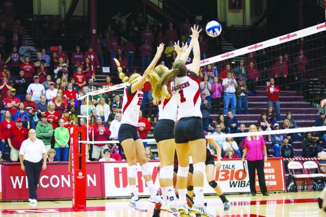 Volleyball drops Rutgers in three sets