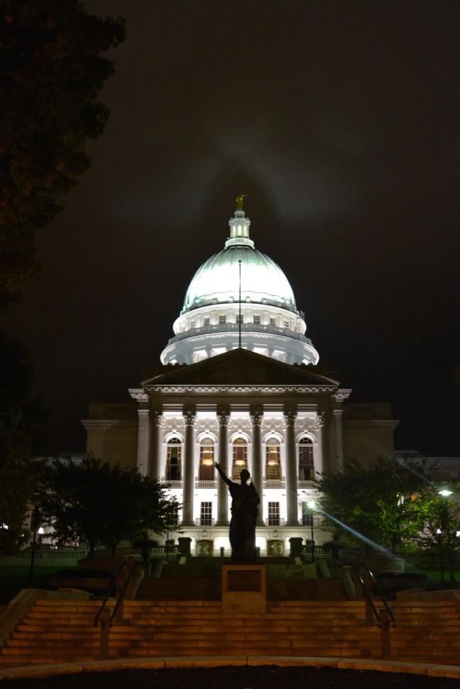 Wisconsin GOP votes to repeal statewide mask mandate, Gov. Evers signs new Executive Order