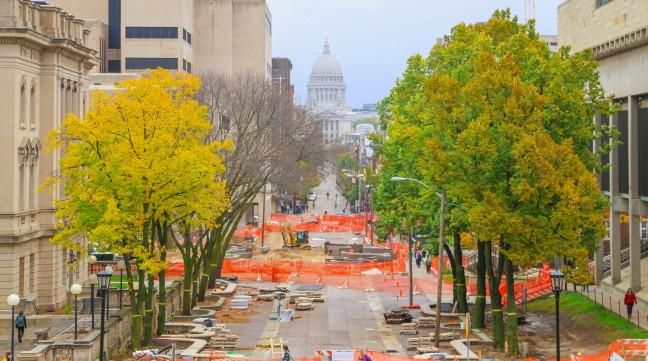 The+city+of+Madison+has+faced+threats+to+shared+governance+ever+since+the+state+began+a+series+of+major+reductions+to+shared+revenue+payments+to+cities%2C+towns+and+villages.
