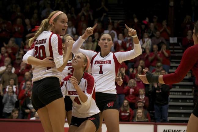 Badgers+pull+through+in+four+sets+for+16th+straight+win+