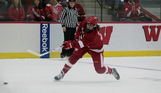 Womens hockey: Badgers defense picks up pace down stretch 