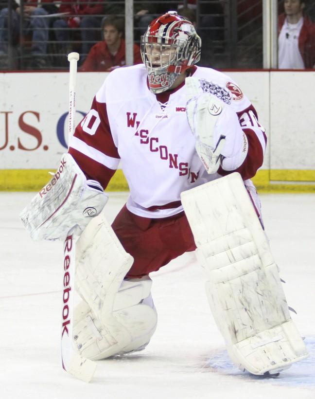 Mens hockey: Peterson steady in shadows for Wisconsin