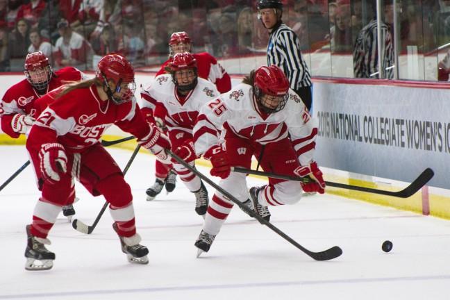 Womens hockey: No. 1 Badgers prepare for clash with No. 3 Gophers in border battle