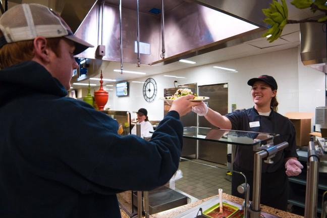 Modified dining plan offers ‘opt-out’ option for students with dietary restrictions