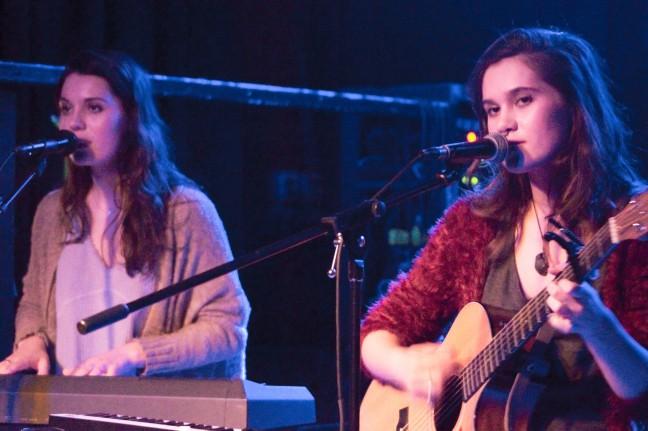 Lily and Madeline blend smooth harmonies, production for mesmerizing Frequency show