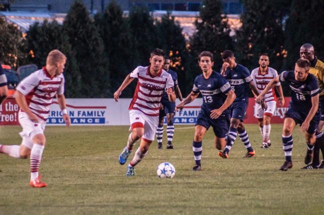 Mens soccer: Badgers look to finish off non-conference schedule strong against Western Illinois