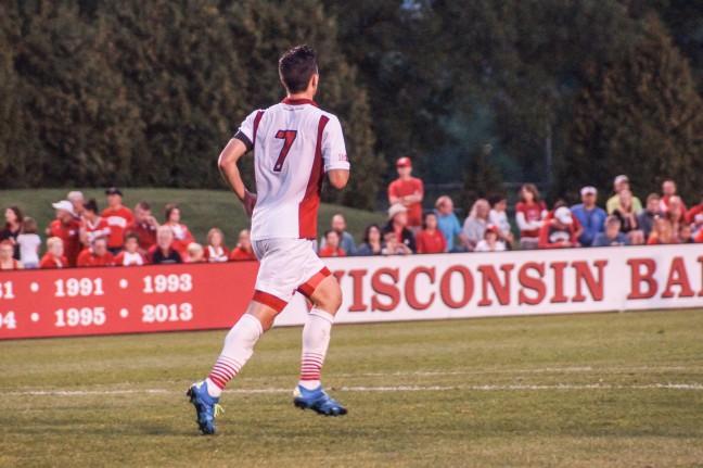 Men’s soccer: Badgers come from behind to defeat Northwestern 2-1 in OT