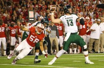 Football: Wisconsin's love for football showcased by historic game at  Lambeau · The Badger Herald