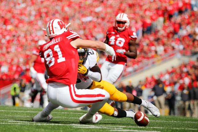 UW+research+yield+conflicting+conclusions+on+football+safety