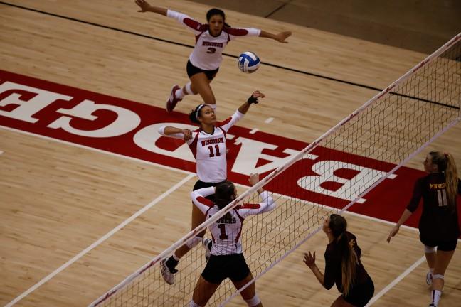 Volleyball: Badgers look to continue recent success against Purdue