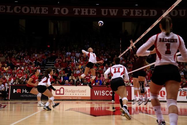 Volleyball: Multiple Badgers take home Big Ten honors