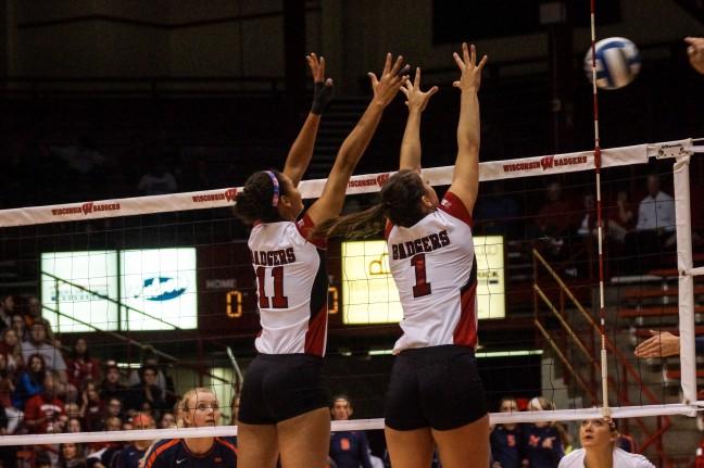 Volleyball%3A+Blocks+galore+elevate+Badgers+in+sweep+over+Northwestern