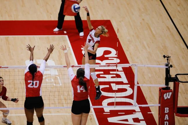 Volleyball%3A+Badgers+look+to+continue+winning+streak+against+No.+25+Michigan