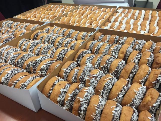Donutgate: Anonymous dough-gooder sends message to UWPD with nearly 250 coconut donuts