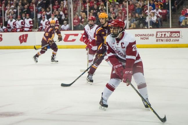 Mens hockey: Gophers hold key to Badgers revitalization