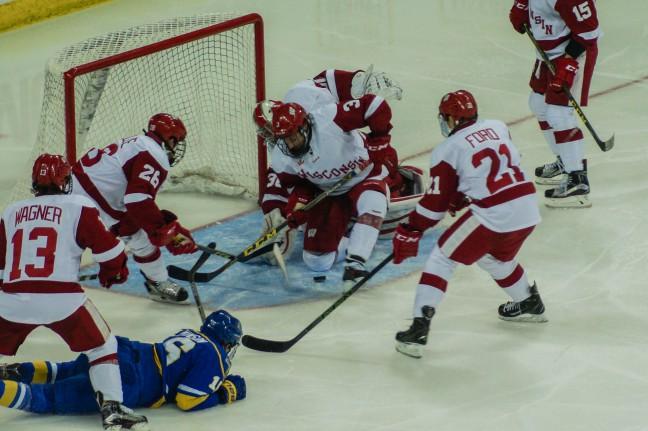 Mens+hockey%3A+Freshman+goalie+leads+Badgers+to+2-0+win+over+Northern+Michigan+University