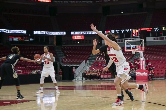 Womens basketball: Struggles continues as badgers limp into new year