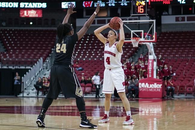 Womens basketball: Wisconsin looks to notch second straight home win