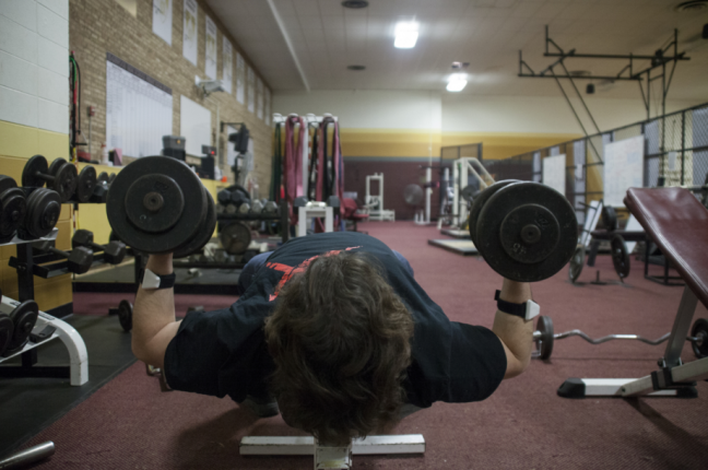 UW student develops weightlifting monitor to track performance