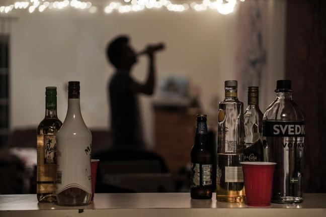 UW study finds racial disparities in drinking culture, campus climate