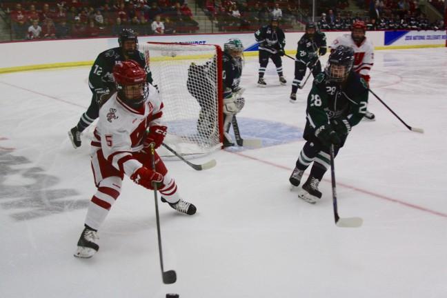 Womens Hockey: No. 1 Badgers go east for weekend matchup with Clarkson