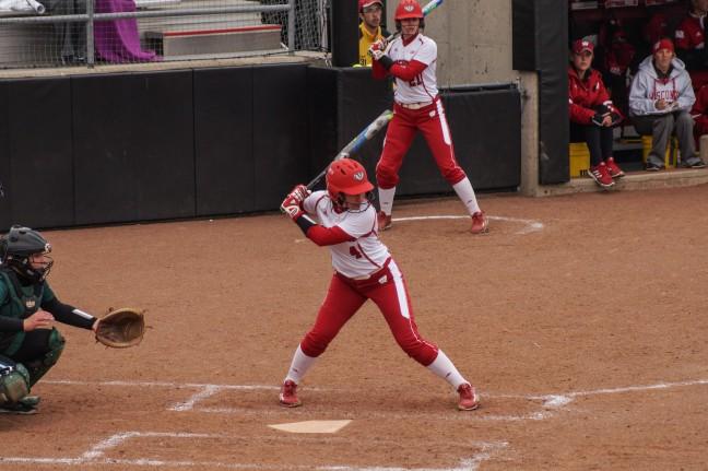 Softball: Badgers go 4-1 in final non-conference tournament of season