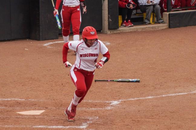 Softball%3A+Badgers+take+the+first+Big+Ten+series+of+the+year