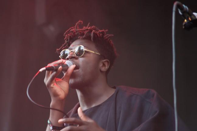Moses+Sumney+creates+intricate+soundscapes+with+intimate+falsetto