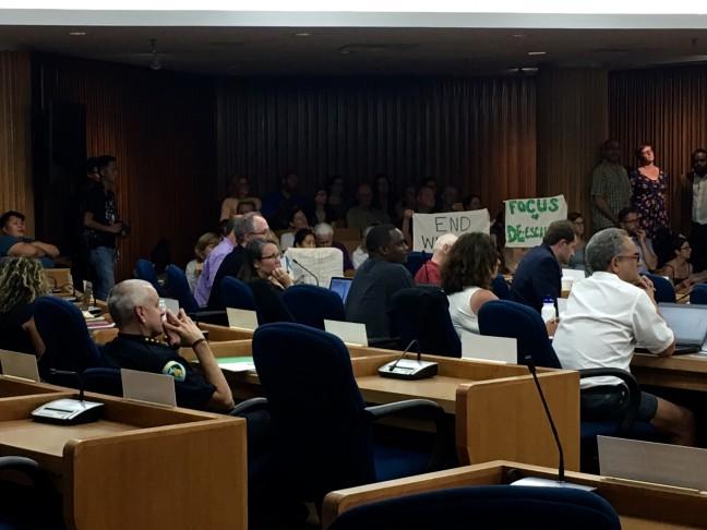 Petitioners, protesters clash at City Council meeting discussing support of police
