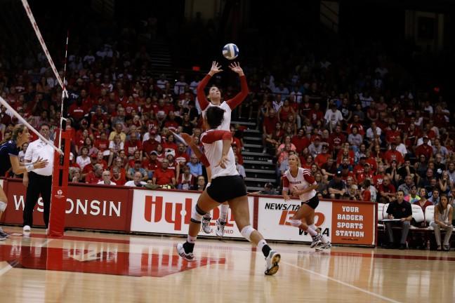 No. 2 Badgers blanket Scarlet Knights to improve to 5-0 in Big Ten play DH fms