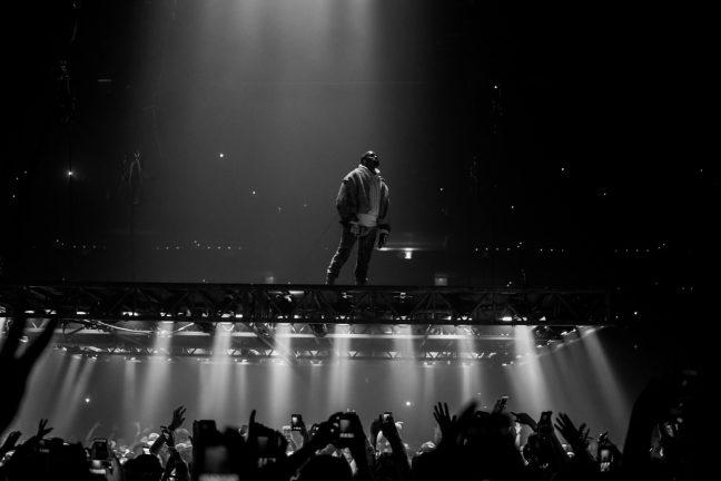Kanye+West+delivers+at+Saint+Pablo+Chicago+stop