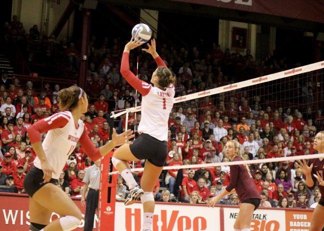 Womens volleyball: No. 3 Badgers hope to build off big weekend when they face No. 22 Ohio State