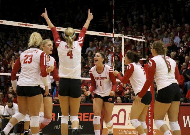 Volleyball: No. 3 Badgers visit Illinois and Northwestern for final road stretch of the season