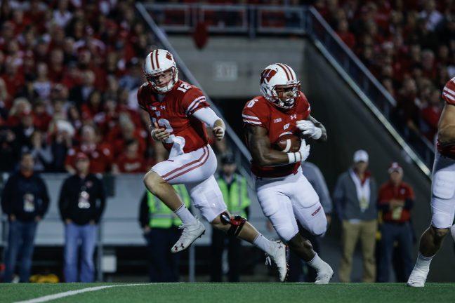 Football: No. 7 Wisconsin looks to keep pace atop Big Ten West against Illinois Saturday