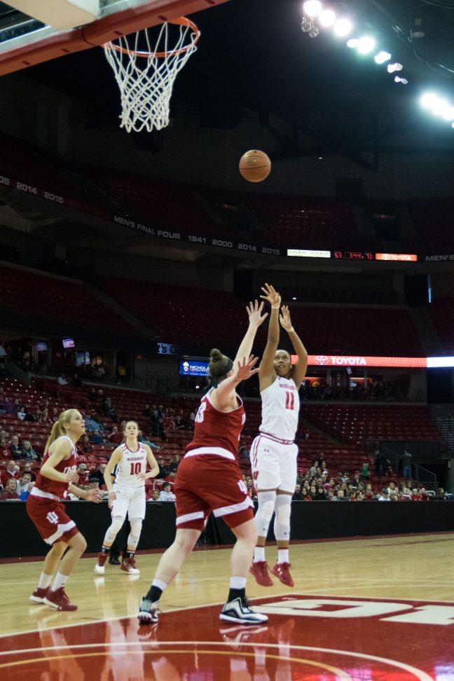 Womens basketball: Badgers eyeing No. 14 Ohio State upset to end 10-game skid