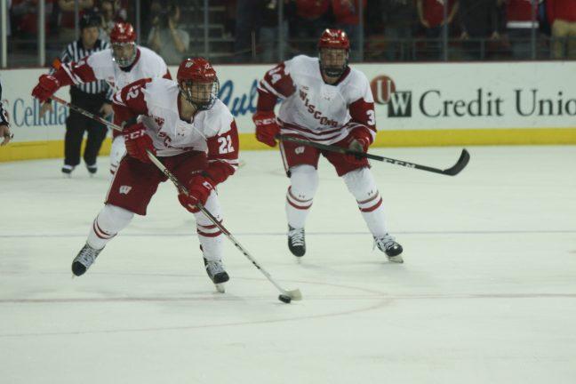 Mens Hockey: Badgers get much-needed sweep at home against Wolverines