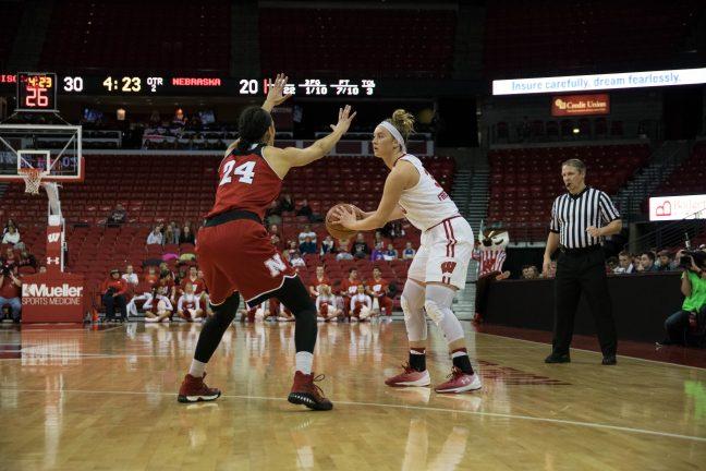 Womens+basketball%3A+Badgers+advance+in+Big+Ten+tourney+with+win+over+Rutgers