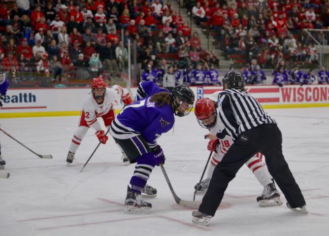 Womens hockey: Nurse wins offensive player of the week against Minnesota State